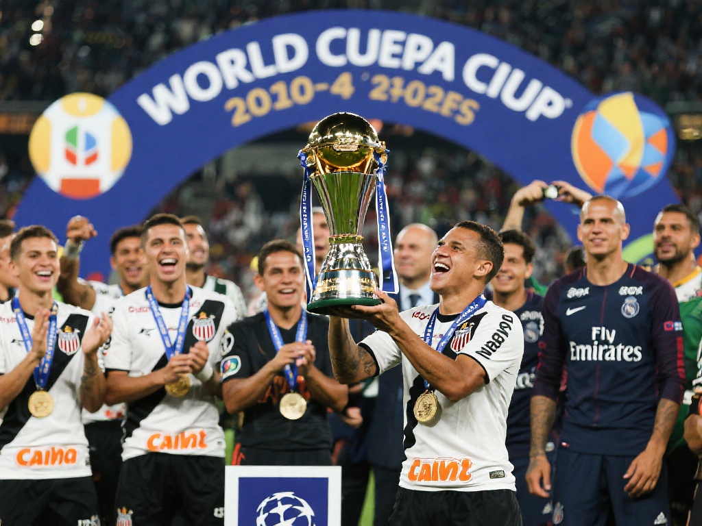 “回顾世俱杯历届冠军球队辉煌历程” 历届冠军解析:谁是常胜之师?
从赛事创